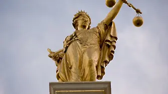Страната на чудесата: съдът в Разград осъди съда в Русе