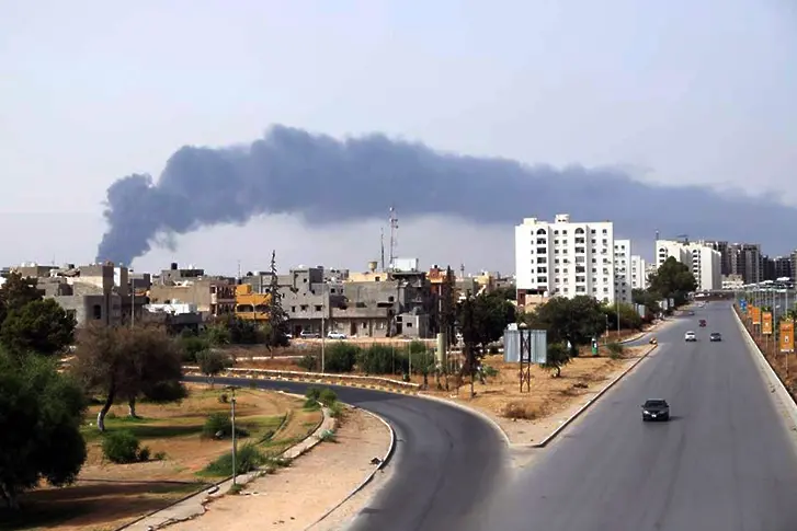 Външно: Не ходете в Либия