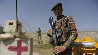 Американски генерал убит, а германски - ранен в Афганистан