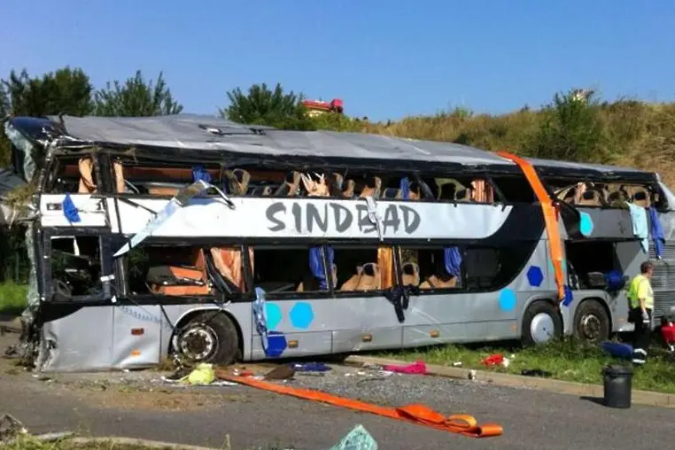 9 жертви и 40 тежко ранени в жестока катастрофа край Дрезден