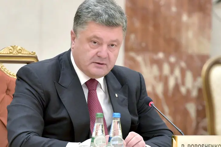 Русия нахлу в Украйна, Порошенко отмени визита в Турция (обновена)