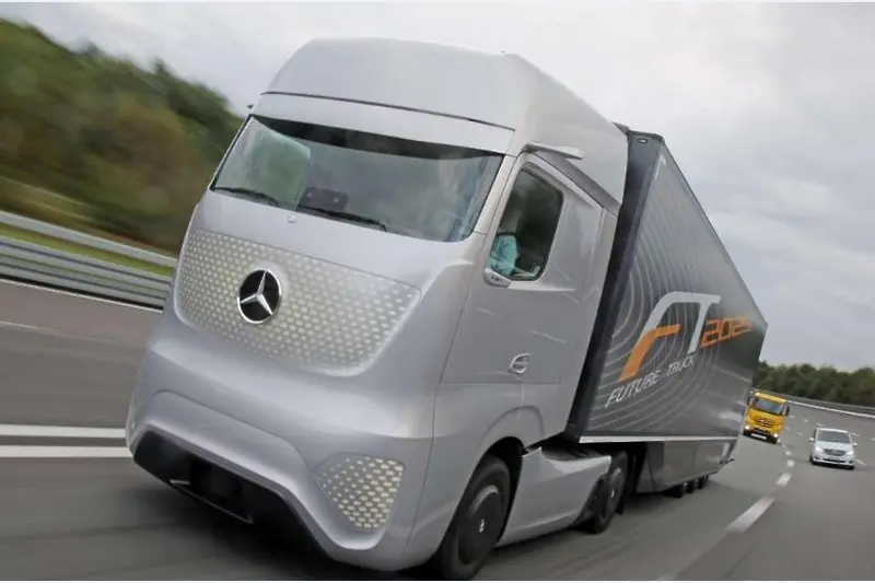 Камионът на бъдещето е на автопилот (снимки)