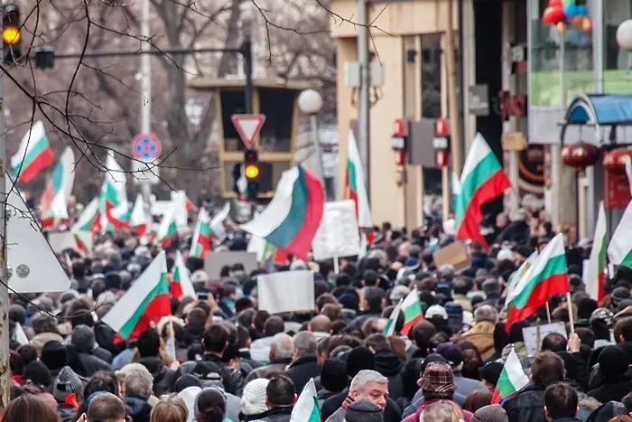 The Economist: Стабилно правителство е спешно необходимо на България
