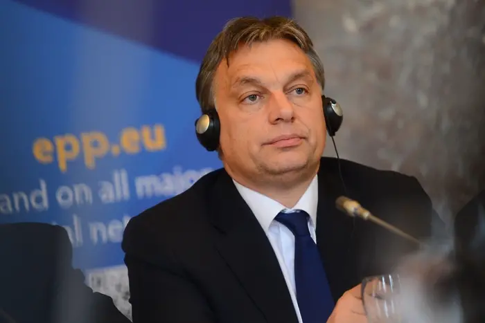Брюксел се скара на Унгария за проект да облага интернет