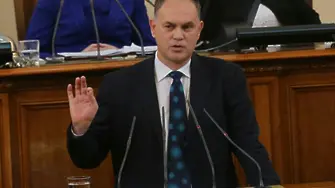 Кадиев: Изключването на депутати от ДПС трябва да бъде заклеймено