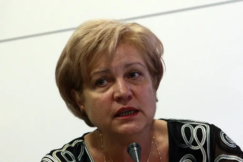 Менда Стоянова: Само държавата дава гаранция за пенсиите