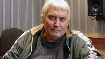 Счупиха носа на писателя Владо Даверов с бокс