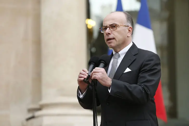 Франция кани вътрешни министри на среща за тероризма