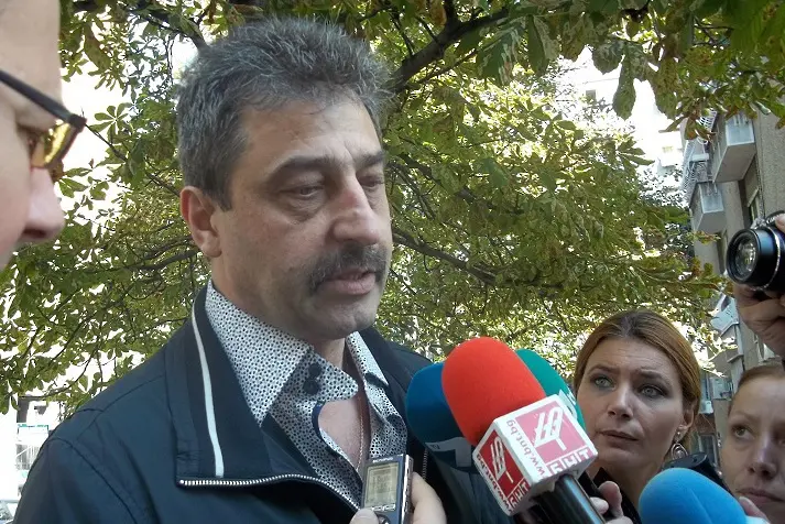 Прокуратурата превърна Искров в нищожeство, казва Цветан Василев