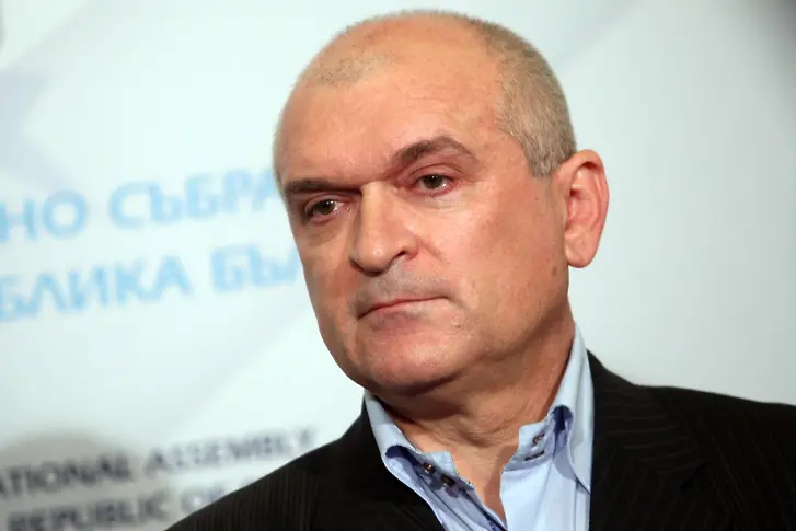 Главчев: Не сме решили дали да приемем оставката на Тодоров