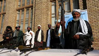 Талибаните не били терористи, увъртат от Белия дом