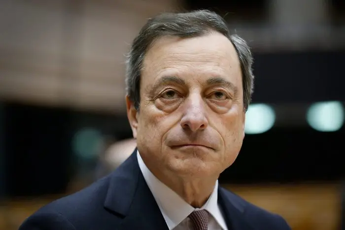 ЕЦБ почва да помпа пари в икономиките на еврозоната
