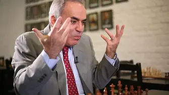 Гари Каспаров: Путин не е стратег, той играе покер