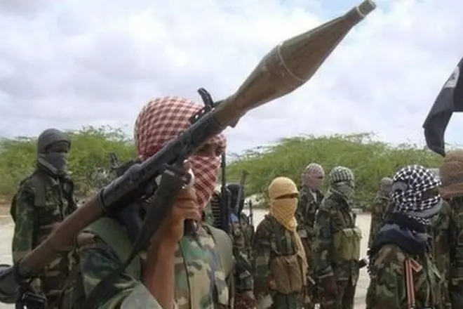 Кения удари от въздуха лагери на терористите от Ал Шабаб