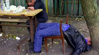 Заради кризата руските пияници минават на препарати за почистване