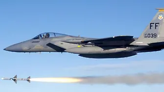 Американските изтребители Ф-15 вече летят над България (ВИДЕО)