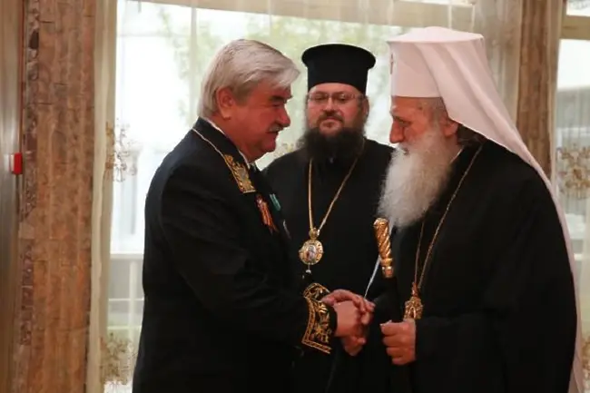 Патриархът, Симеон и Овчаров на прием в посолството на Русия