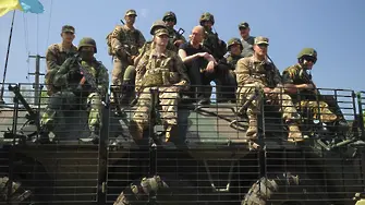 Военната намеса на Русия е опит за предотвратяване на промяната в Украйна