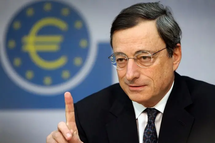 Драги: Гърция показва, че трябва нов ред в еврото