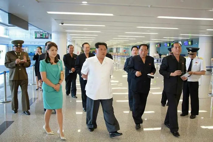 Ким не харесал новото летище, гръмнал дизайнера