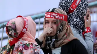 Ислямистите на Ердоган вече не могат да управляват сами