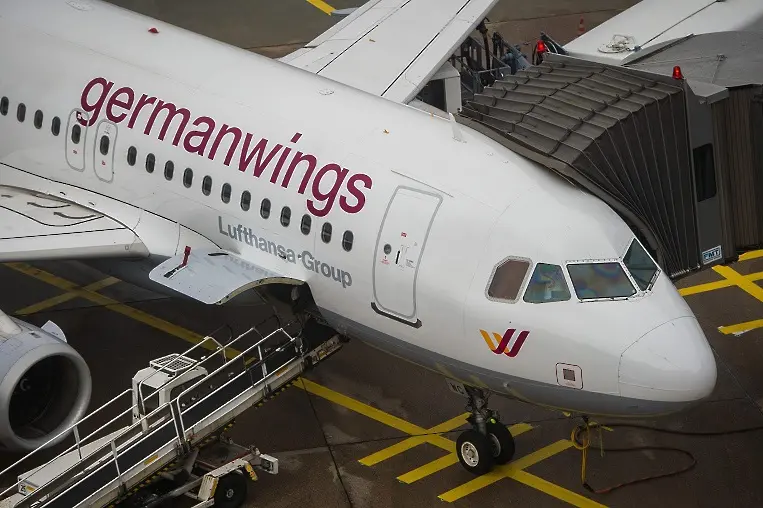 Самолет на Germanwings кацна аварийно в София