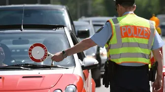 В Австрия забраниха 88 и 18 в номерата на колите