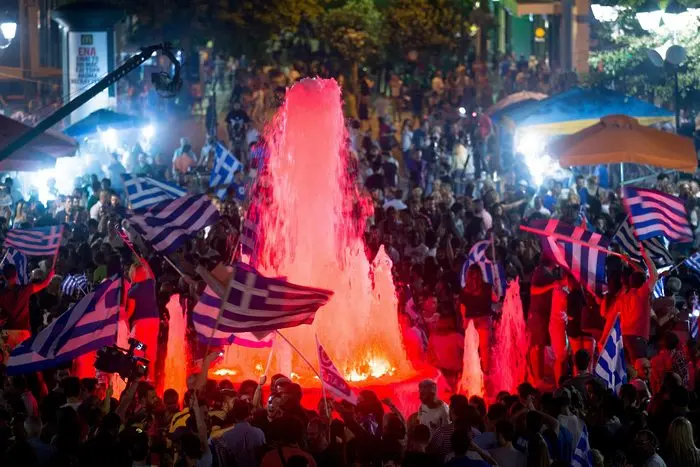 Каролев: Когато Ципрас почне реформи, танцуващите сиртаки ще го свалят