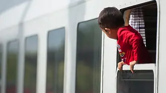 Германия затвори границата си заради бежанците
