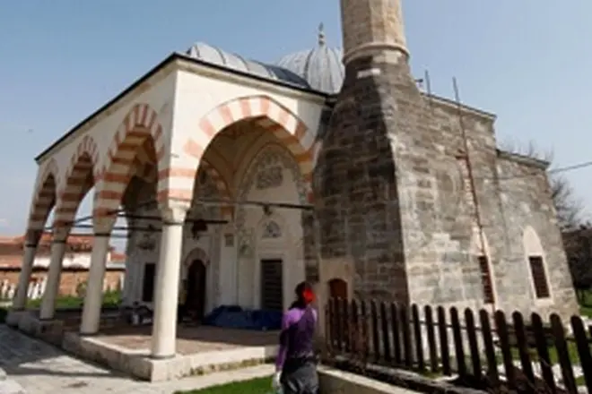 В Сърбия зидат най-голямата джамия в Европа