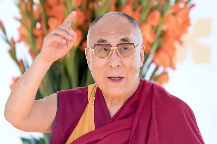 Далай Лама влезе в болница заради белодробна инфекция