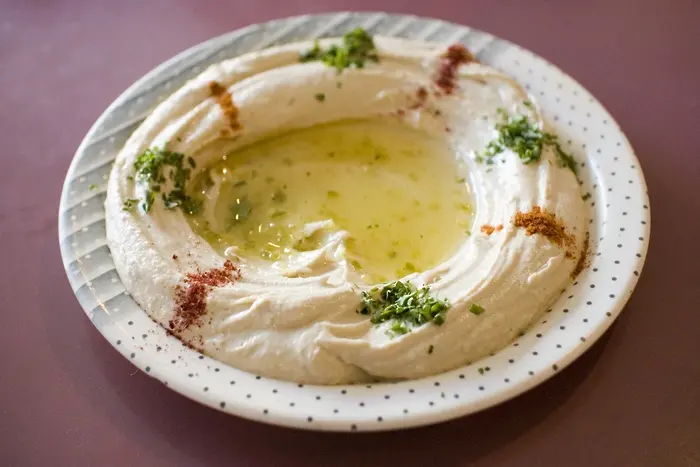 В Израел: ястие на половин цена, ако го изядат евреин и арабин