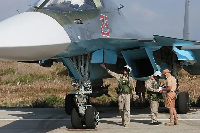Европа поиска Русия да спре въздушните удари извън ИД