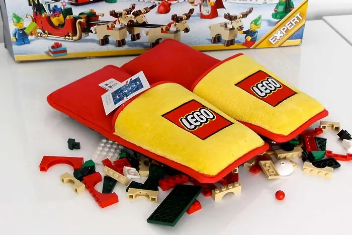 Пантофи от Lego
