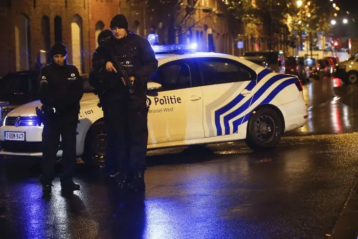 Арести в Брюксел заради атентатите в Париж