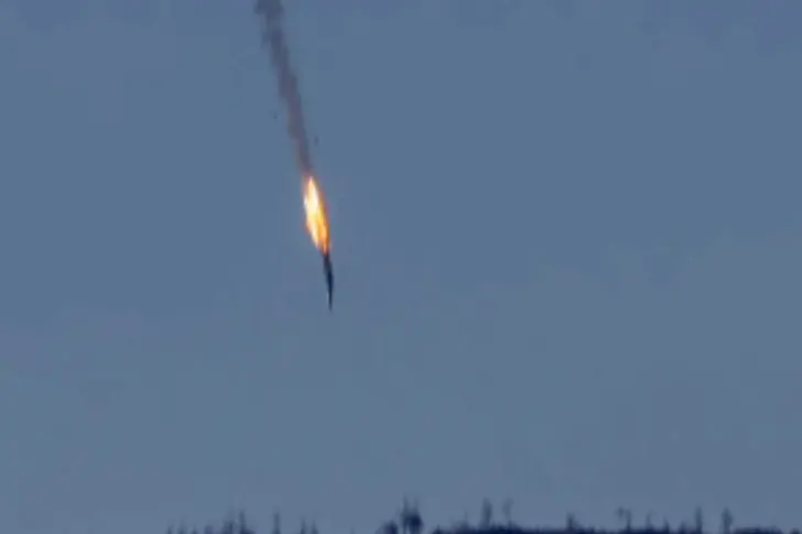Руският самолет е свален в Сирия, твърдят САЩ