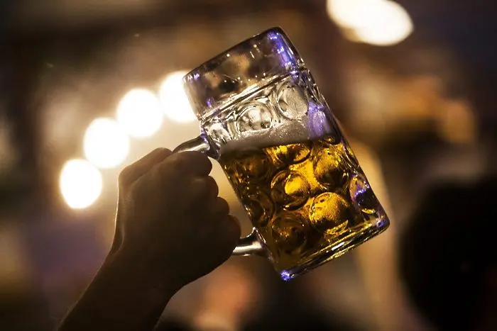 Европа пие по-малко бира, българинът - повече