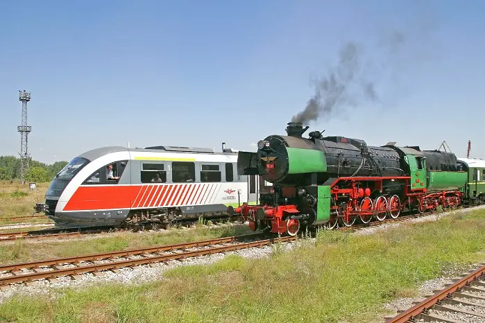 БДЖ продължава с модернизирането: поръчва още локомотиви за близо 60 млн. лв.