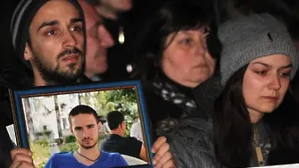 Остават ли у дома обвинените в убийство от Враца?