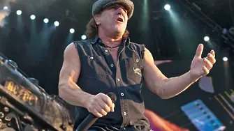 Брайън Джонсън от AC/DC се връща на сцената благодарение на ADEL