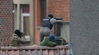 Един убит, 4 ранени, 2 издирвани след стрелбите в Брюксел