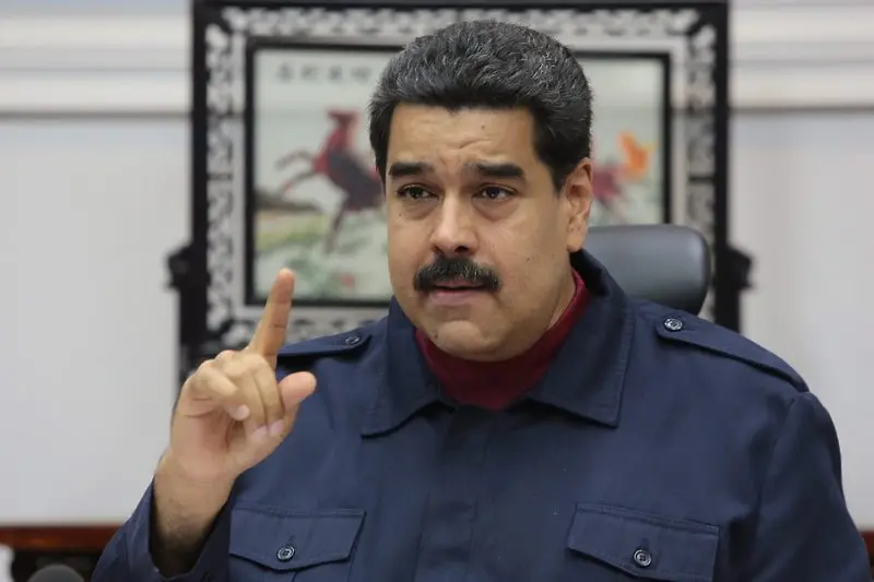 Мадуро пести ток от сешоари
