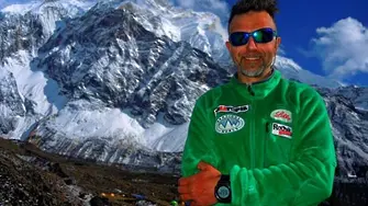 Боян Петров отново поема към върховете, единият е Еверест