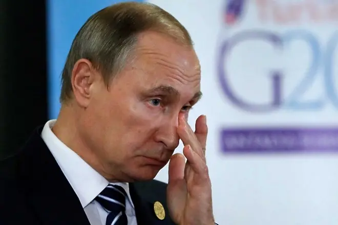 Да очакваме ли изненада „от Путин с любов“ през октомври?