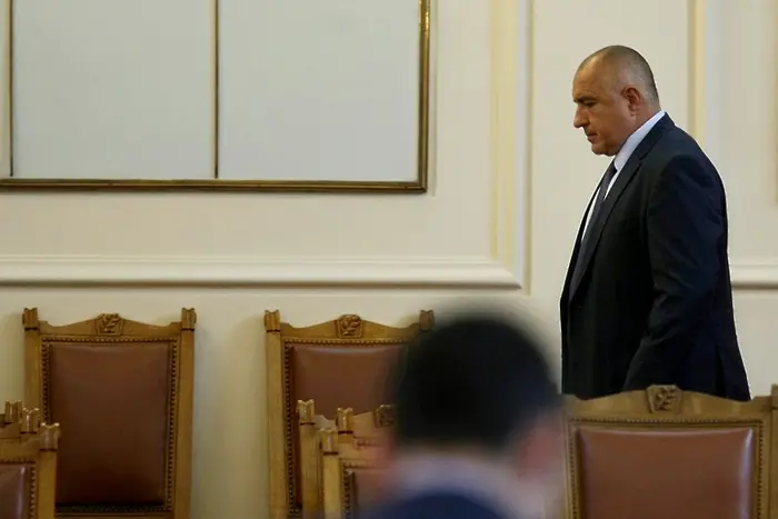 Борисов се страхува от нарастващия натиск от Москва
