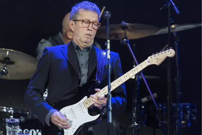 Вижте как Ерик Клептън забива солото на Purple Rain (ВИДЕО)