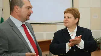 Лозан Панов и Екатерина Захариева в изолация 2:5