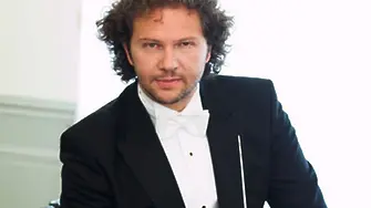 Защо отстраниха Мартин Пантелеев като главен диригент на Филхармонията