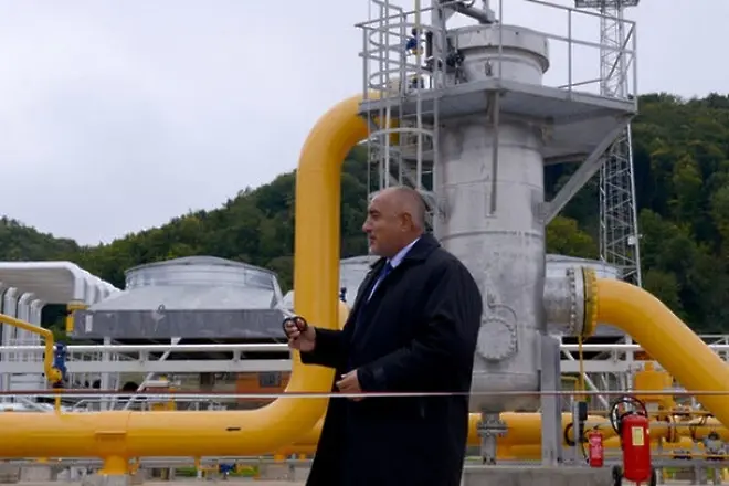Борисов рекламира идеята си за газов хъб в понеделник във Варна