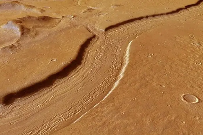 Откриха езеро на Марс